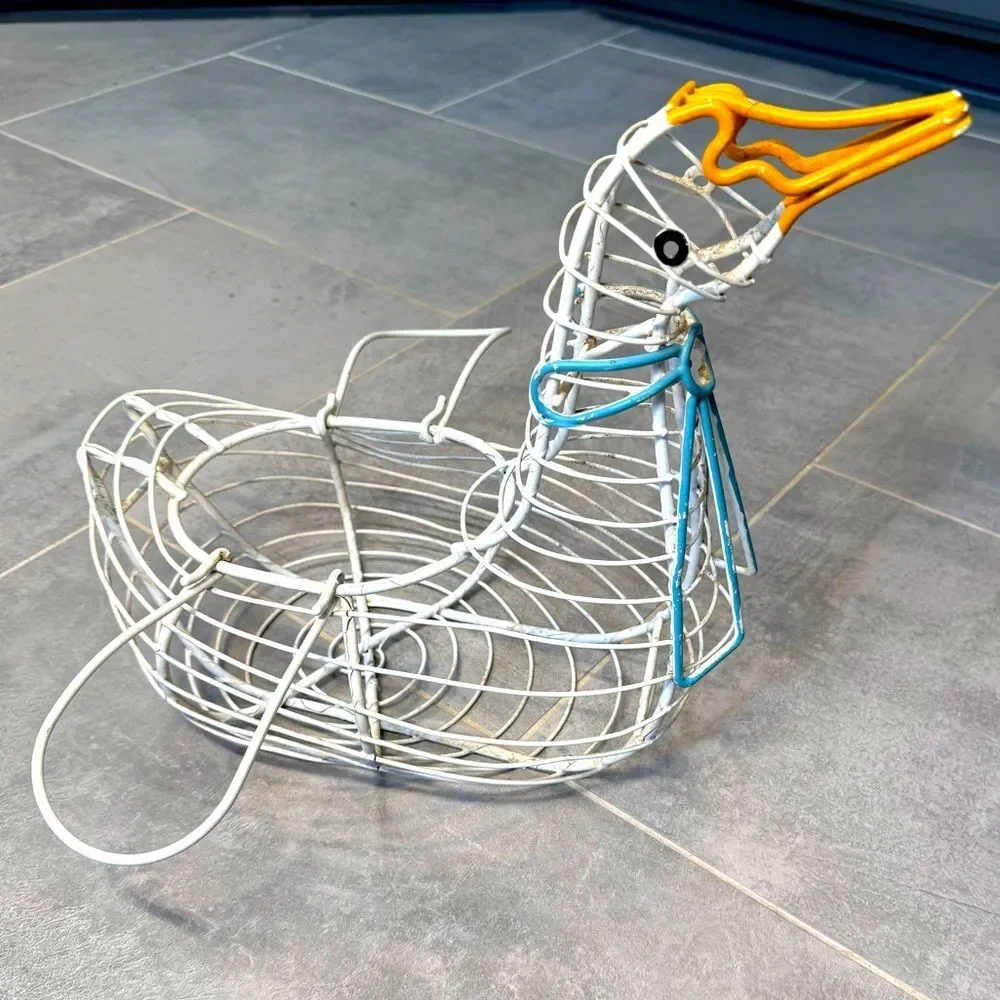 Vintage Rare 1960’s Wire Duck Egg Kitchen Catch All Basket With Handles